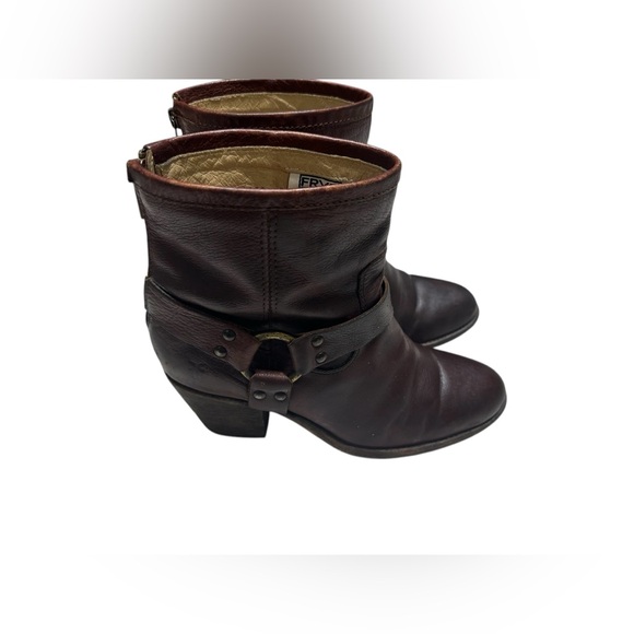 FRYE LEATHER ZIPPER ANKLE Distressed BOOTS SIZE 8B B2 - Picture 2 of 8